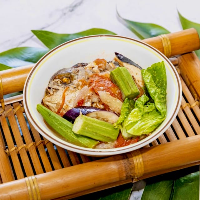 Sinigang sa Miso (Pompano).